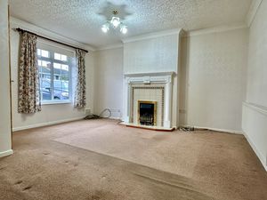 Lounge- click for photo gallery